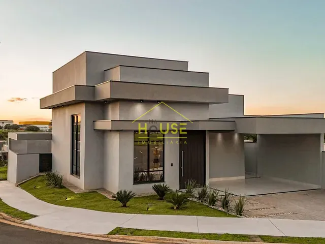 Casa com 279m² 3 quartos e 4 banheiros, à venda, no bairro Residencial Maria Júlia em São José do Rio Preto