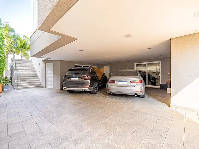 Casa com 425m² 4 quartos e 4 banheiros, à venda, no bairro Centro Comercial Jubran em Barueri