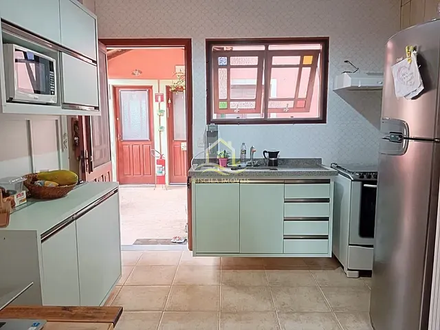Apartamento com 84m² 3 quartos e 1 banheiro, à venda, no bairro Boraceia em Bertioga