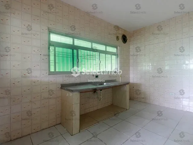 Casa com 500m² 3 quartos e 2 banheiros, à venda, no bairro Vila Guarani em Mauá