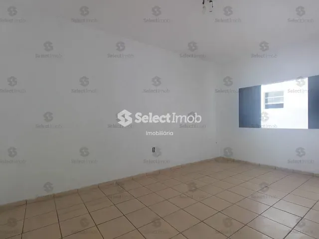 Casa com 500m² 3 quartos e 2 banheiros, à venda, no bairro Vila Guarani em Mauá