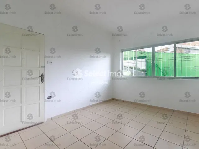 Casa com 500m² 3 quartos e 2 banheiros, à venda, no bairro Vila Guarani em Mauá
