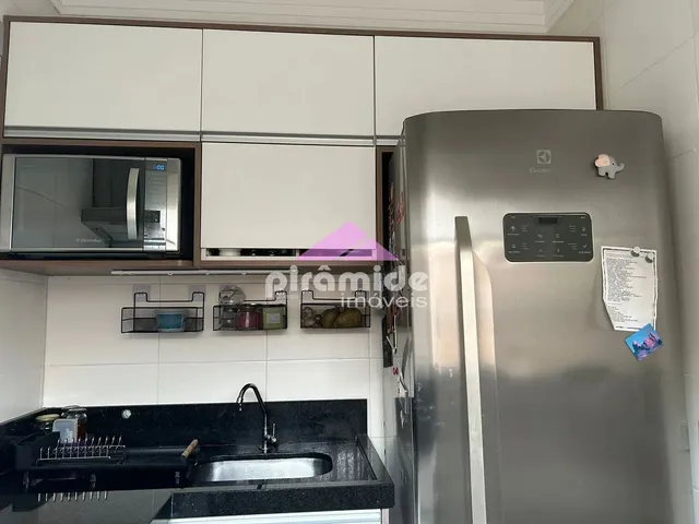Casa com 200m² 2 quartos e 1 banheiro, à venda, no bairro Jardim Souto em São José Dos Campos