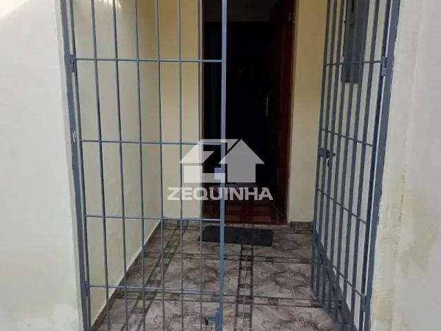 Casa com 255m² 2 quartos e 2 banheiros, à venda, no bairro Bonfim em Osasco