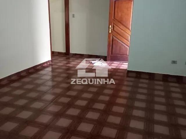 Casa com 255m² 2 quartos e 2 banheiros, à venda, no bairro Bonfim em Osasco
