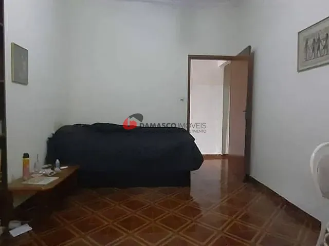 Casa com 380m² 4 quartos e 2 banheiros, à venda, no bairro Cerâmica em São Caetano do Sul