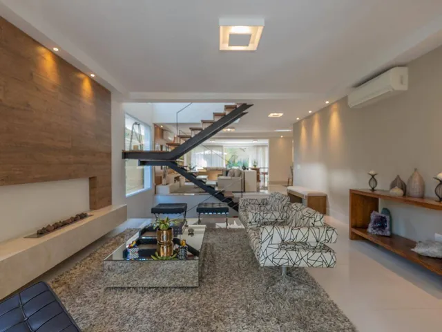 Casa com 420m² 4 quartos e 6 banheiros, à venda, no bairro Alphaville em Santana de Parnaíba