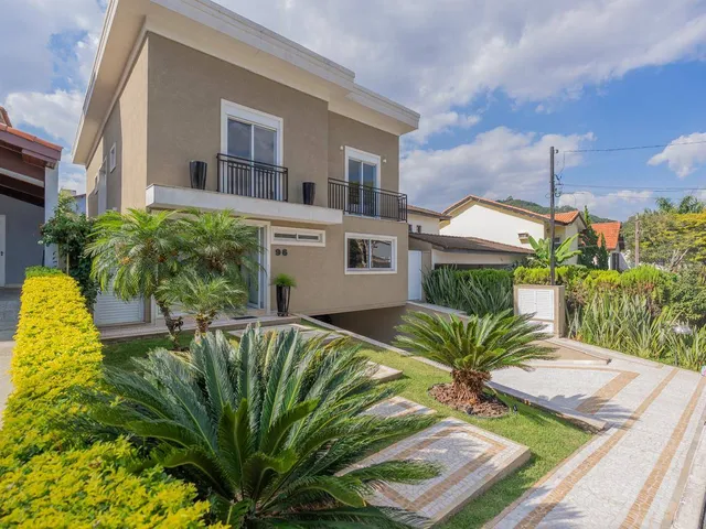 Casa com 420m² 4 quartos e 6 banheiros, à venda, no bairro Alphaville em Santana de Parnaíba