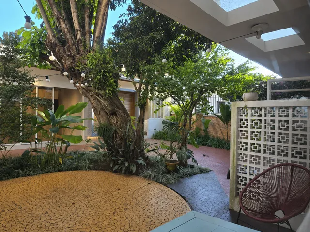 Casa com 300m² 3 quartos e 5 banheiros, para alugar, no bairro Vila Nova Conceição em São Paulo
