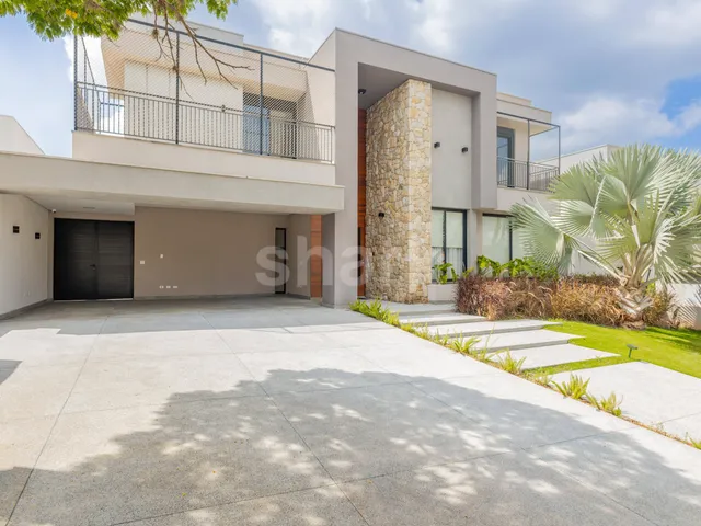 Casa com 837m² 5 quartos e 7 banheiros, à venda, no bairro Alphaville em Santana de Parnaíba