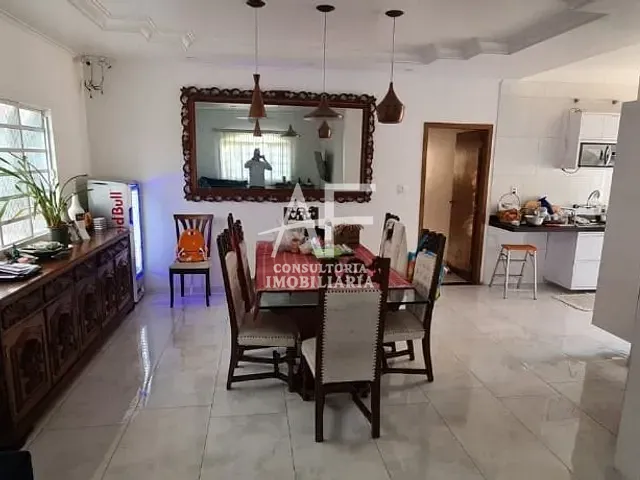 Casa com 800m² 4 quartos e 5 banheiros, para alugar, no bairro Jardim das Nações em Taubaté