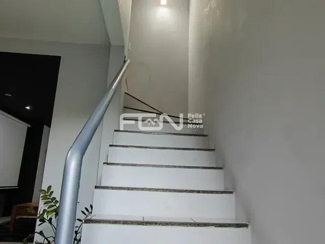 Casa 2 quartos e 2 banheiros, à venda, no bairro Buraquinho em Lauro de Freitas