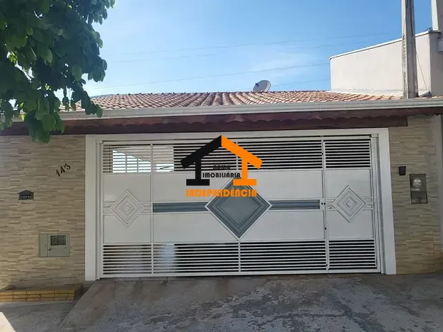 Casa com 180m² 2 quartos e 3 banheiros, à venda, no bairro Loteamento Residencial Terra Nova em Itatiba