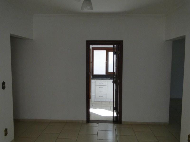 Casa, 3 quartos, 250 m² - Foto 7