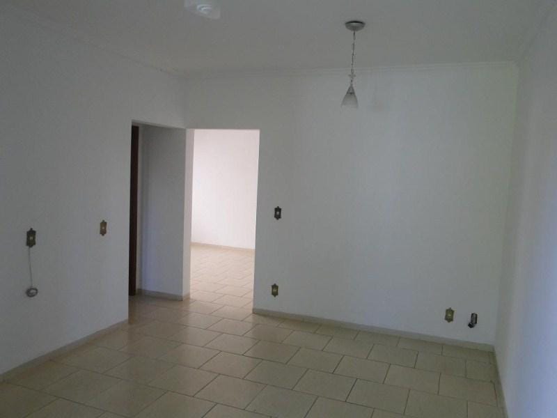 Casa, 3 quartos, 250 m² - Foto 2