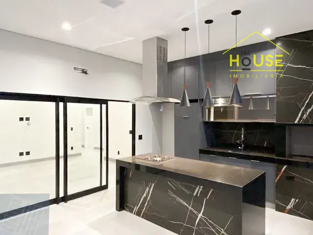 Casa com 253m² 3 quartos e 4 banheiros, à venda, no bairro Residencial Maria Júlia em São José do Rio Preto