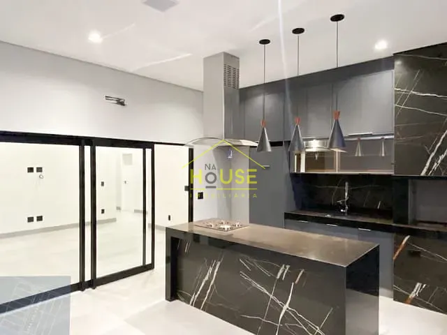 Casa com 253m² 3 quartos e 4 banheiros, à venda, no bairro Residencial Maria Júlia em São José do Rio Preto