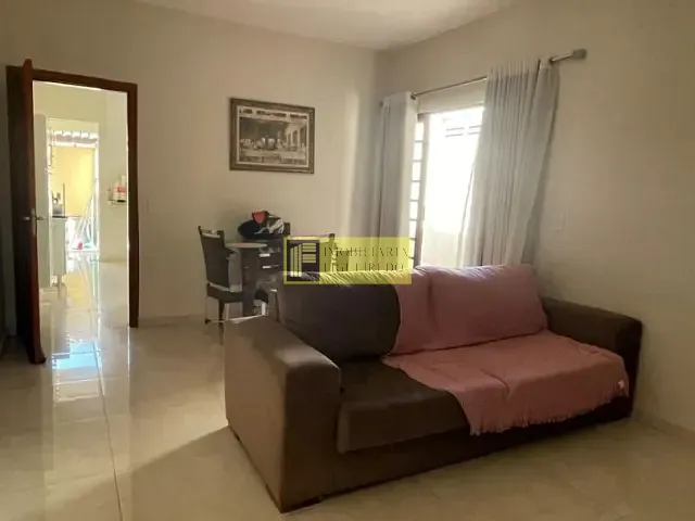 Casa com 360m² 3 quartos e 2 banheiros, à venda, no bairro São Francisco em São José do Rio Preto