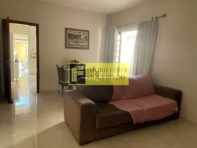 Casa com 360m² 3 quartos e 2 banheiros, à venda, no bairro São Francisco em São José do Rio Preto