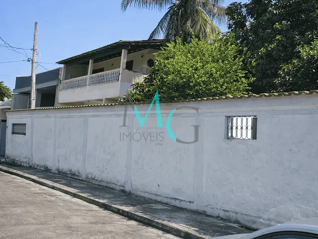 Casa com 525m² 4 quartos e 2 banheiros, à venda ou para alugar, no bairro Campo Grande em Rio de Janeiro