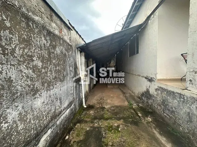 Casa com 206m² 3 quartos e 1 banheiro, à venda, no bairro Vila Leandro Previato em Andradas