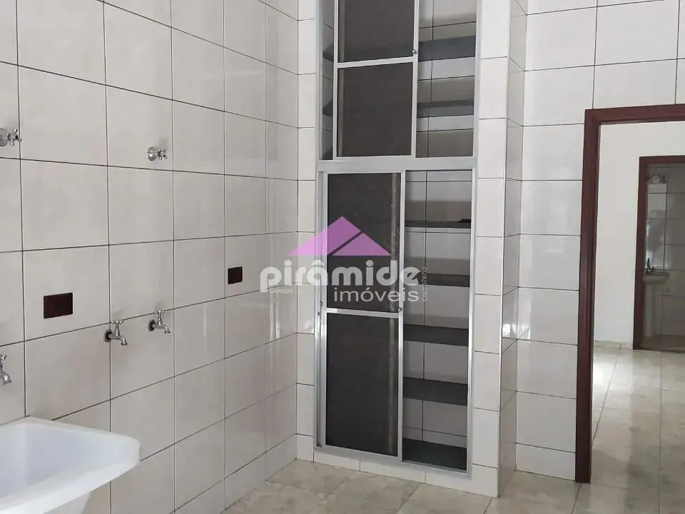 Casa, 6 quartos, 338 m² - Foto 6