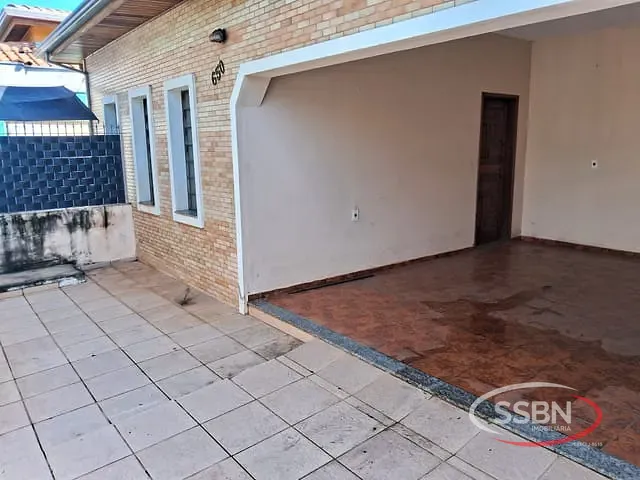 Casa 2 quartos e 1 banheiro, para alugar, no bairro LOPES IGLESIAS em Nova Odessa