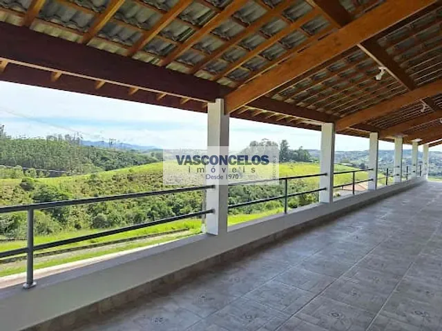 Casa com 1036m² 3 quartos e 3 banheiros, à venda, no bairro Condomínio Residencial Mantiqueira em São José dos Campos
