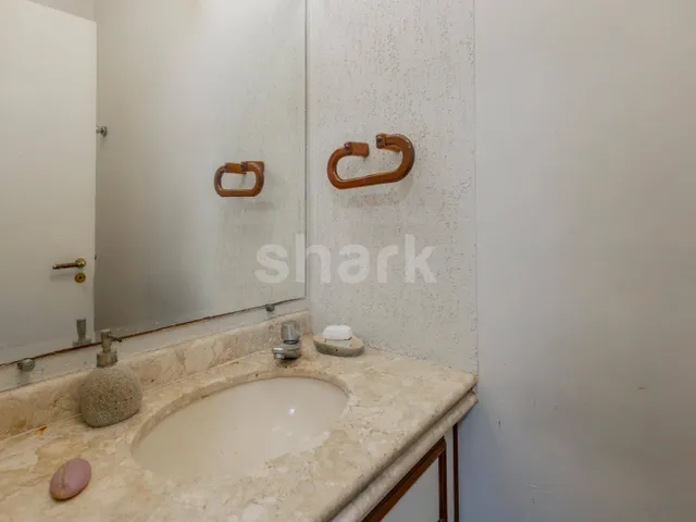 Casa com 400m² 4 quartos e 6 banheiros, à venda, no bairro Alphaville em Santana de Parnaíba
