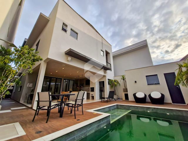 Casa 4 quartos e 6 banheiros, à venda, no bairro Recreio dos Bandeirantes em Rio de Janeiro