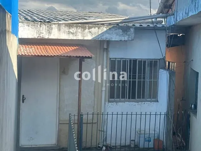 Casa com 270m² 5 quartos e 4 banheiros, à venda, no bairro Jardim Cecília Cristina em Carapicuíba