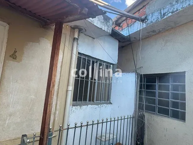 Casa com 270m² 5 quartos e 4 banheiros, à venda, no bairro Jardim Cecília Cristina em Carapicuíba