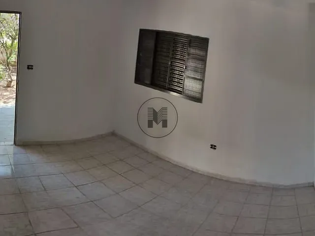Casa com 300m² 2 quartos e 1 banheiro, à venda, no bairro Cidade Nova em Pindamonhangaba