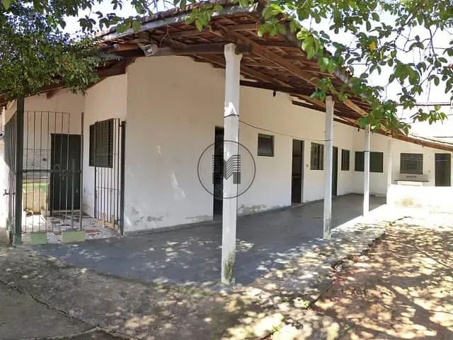 Casa com 300m² 2 quartos e 1 banheiro, à venda, no bairro Cidade Nova em Pindamonhangaba