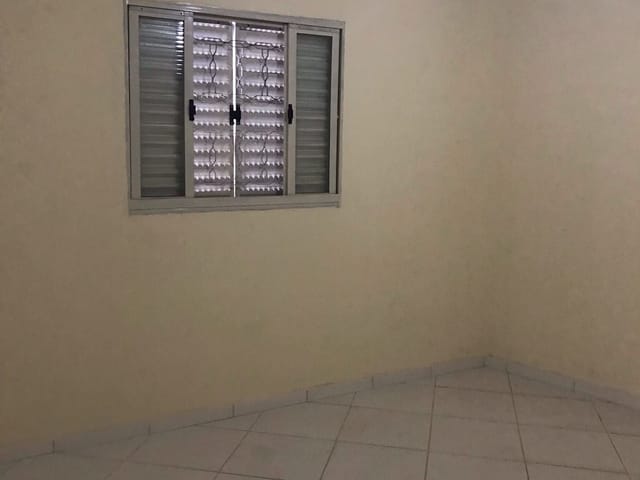 Casa 1 quarto e 1 banheiro, para alugar, no bairro Parque Valença I em Campinas