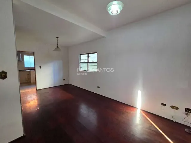 Casa 3 quartos e 4 banheiros, para alugar, no bairro Jardim Saira em Sorocaba