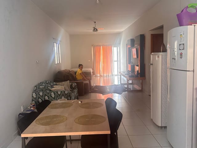 Casa 4 quartos e 3 banheiros, para alugar, no bairro Altos do Mirante em Chapada dos Guimarães