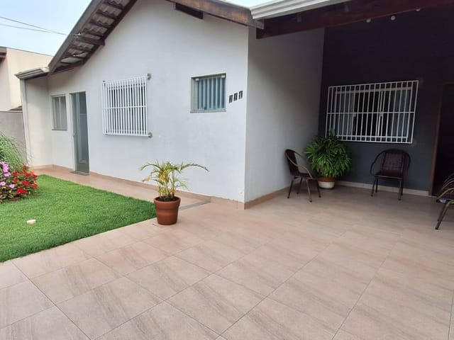Casa com 156m² 2 quartos e 1 banheiro, à venda, no bairro Jardim Morada do Sol em Cambé