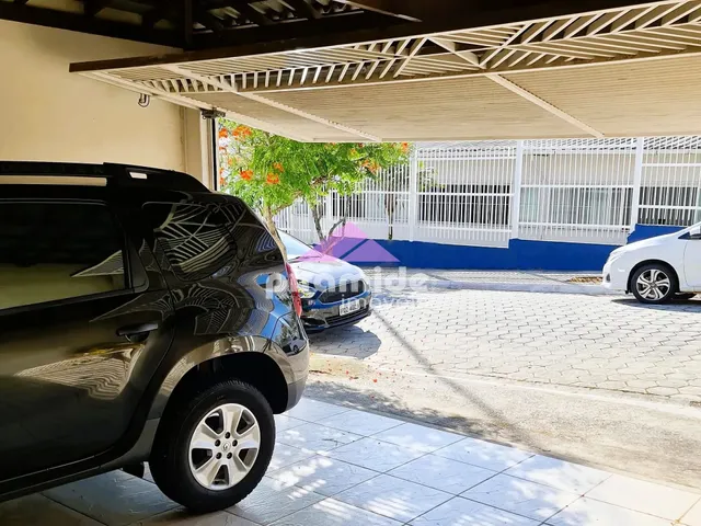 Casa com 10m² 3 quartos e 3 banheiros, à venda, no bairro Jardim Rodolfo em São José Dos Campos