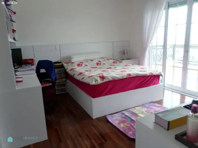 Casa com 532m² 5 quartos e 9 banheiros, à venda, no bairro Alphaville em Santana de Parnaíba