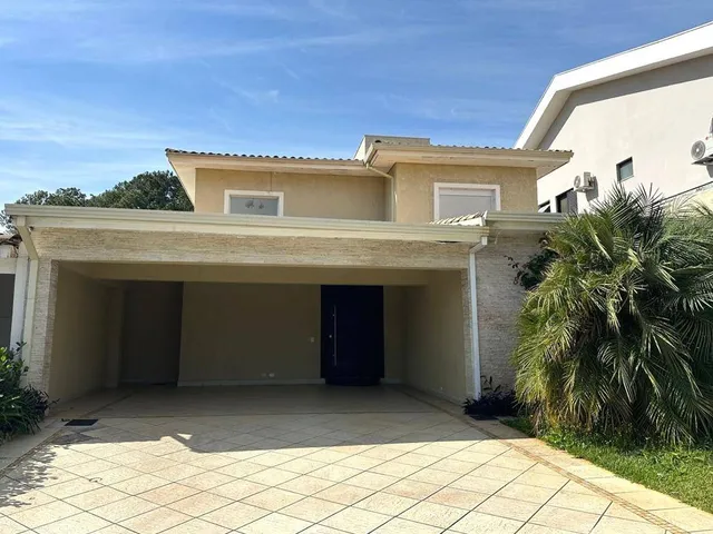 Casa com 385m² 4 quartos e 4 banheiros, à venda, no bairro Alphaville em Santana de Parnaíba