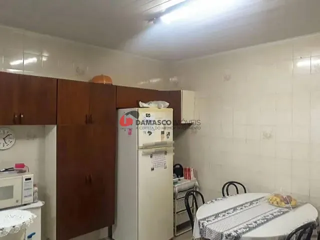 Casa com 250m² 2 quartos e 1 banheiro, à venda, no bairro Santa Maria em São Caetano do Sul