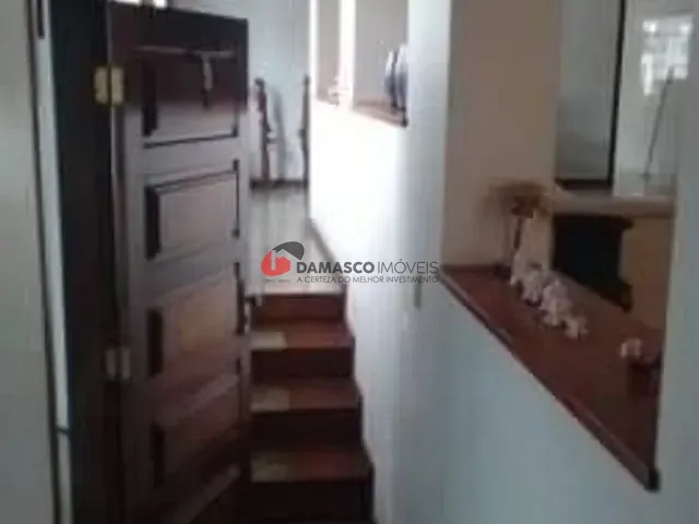 Casa com 700m² 4 quartos e 1 banheiro, à venda, no bairro Barcelona em São Caetano do Sul