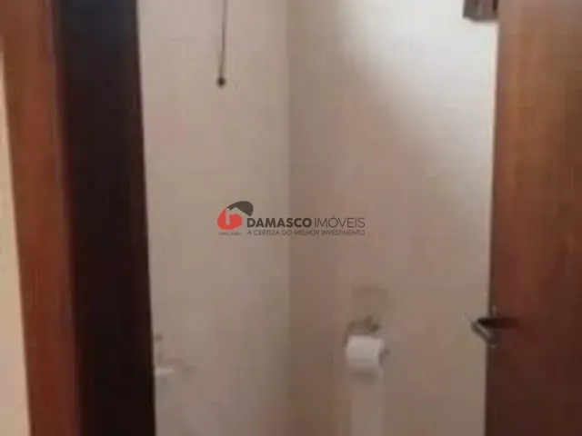Casa com 700m² 4 quartos e 1 banheiro, à venda, no bairro Barcelona em São Caetano do Sul