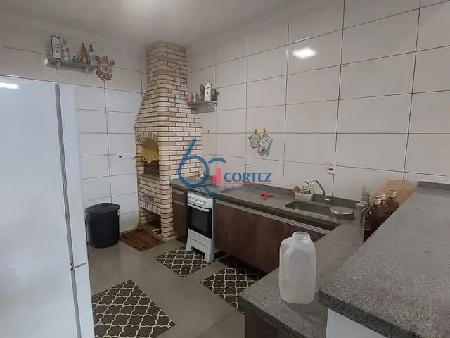 Casa com 201m² 1 quarto e 2 banheiros, à venda, no bairro Vila Saibreiro em Rio Claro