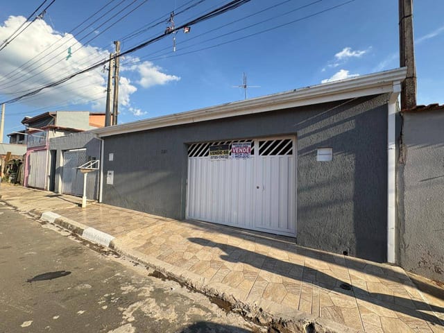 Casa com 180m² 3 quartos e 2 banheiros, à venda, no bairro Conjunto Habitacional Parque da Floresta em Campinas