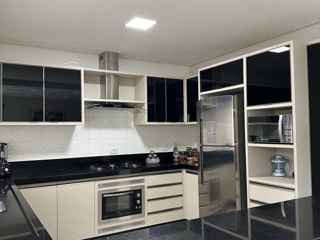 Casa 3 quartos e 2 banheiros, para alugar, no bairro Loteamento Morada das Flores em Cambé