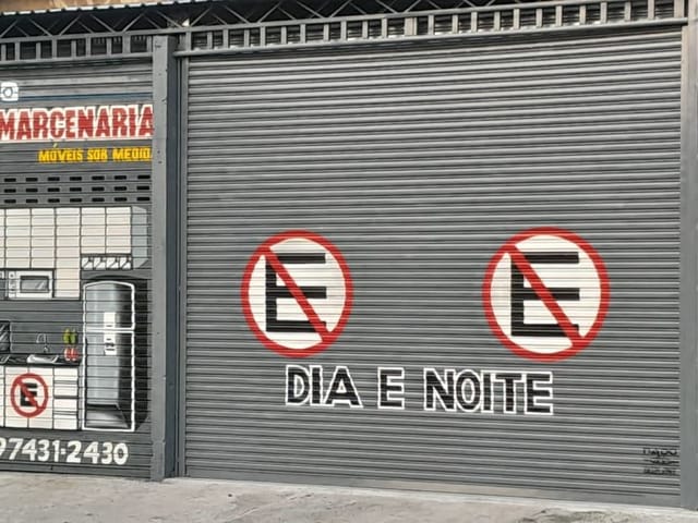 Casa com 300m² 3 quartos e 2 banheiros, à venda, no bairro Parque Imperial em Barueri