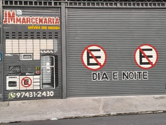 Casa com 300m² 3 quartos e 2 banheiros, à venda, no bairro Parque Imperial em Barueri