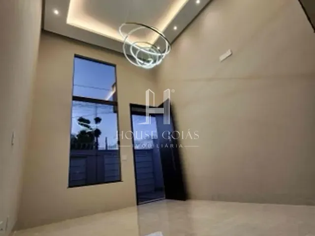 Casa com 202m² 3 quartos e 3 banheiros, à venda, no bairro Jardim Buriti Sereno em Aparecida de Goiânia